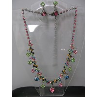 Набор  яркий разноцветный - серьги  и ожерелье 