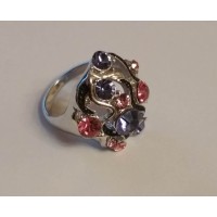 Кольцо с фиолетовыми и розовыми камнями, размер 17