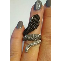 Кольцо змея с камнями, размер 17